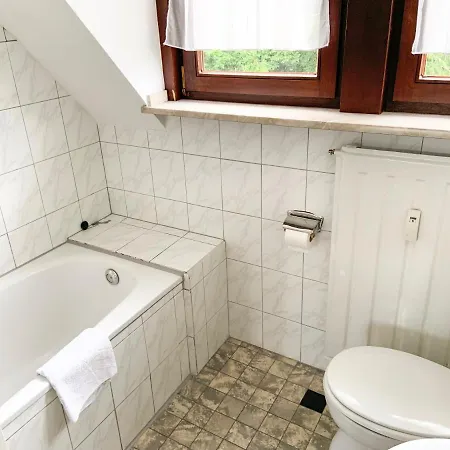 Frank Han/Misafirhane Düsseldorf